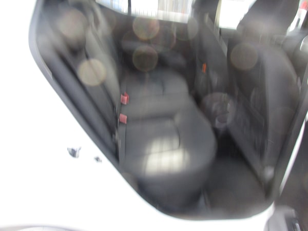 Used Hyundai i10 2011 for sale - 75265540: Photo 7