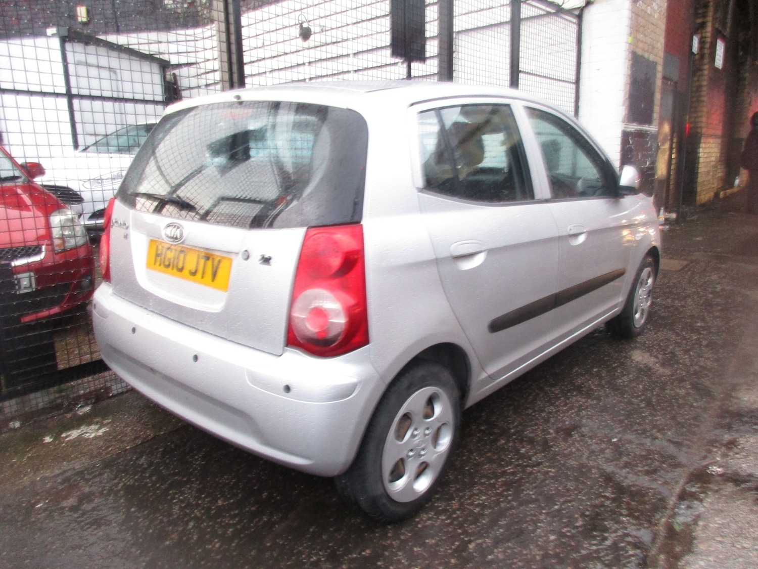Used Kia Picanto 2010 for sale - 77477021: Photo 2