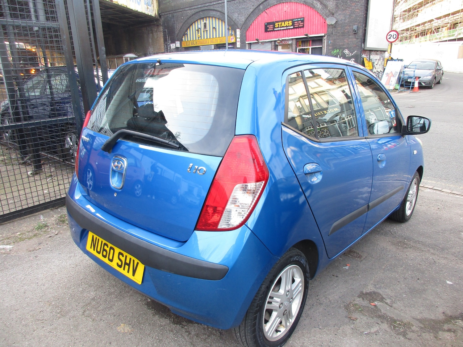 Used Hyundai i10 2010 for sale - 77977196: Photo 6
