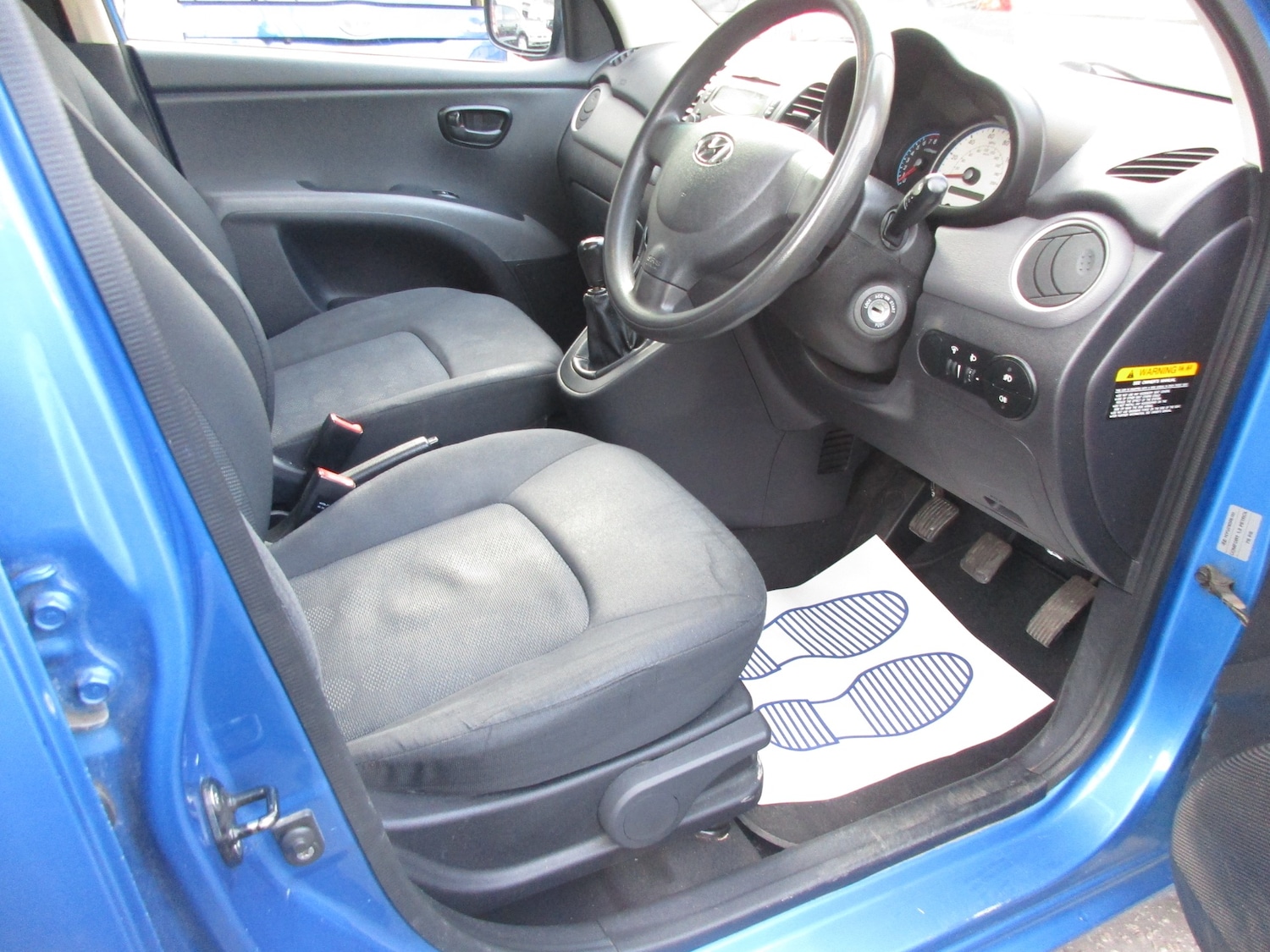 Used Hyundai i10 2010 for sale - 77977196: Photo 9