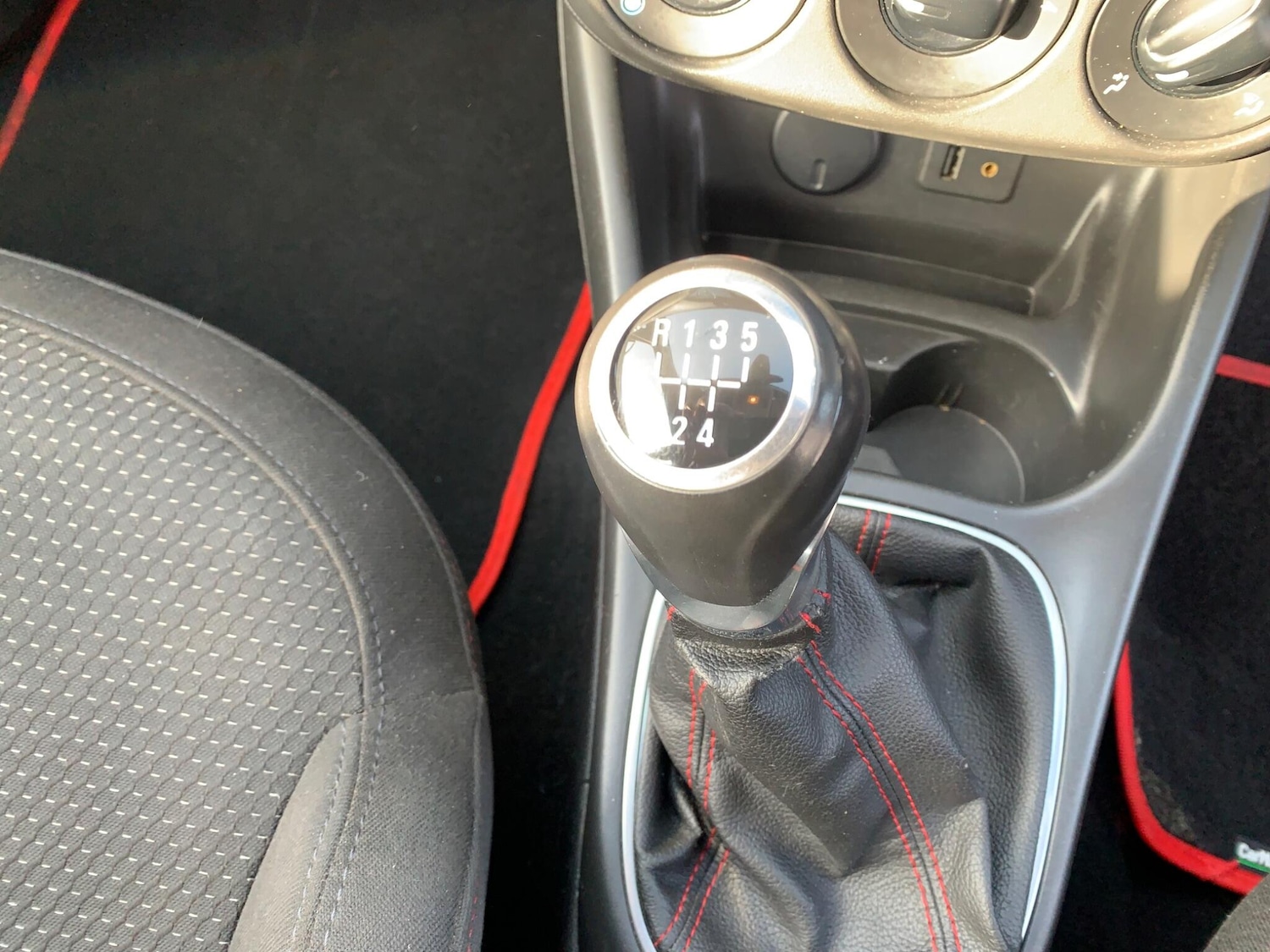 Used Vauxhall Corsa 2015 for sale - 78047084: Photo 11