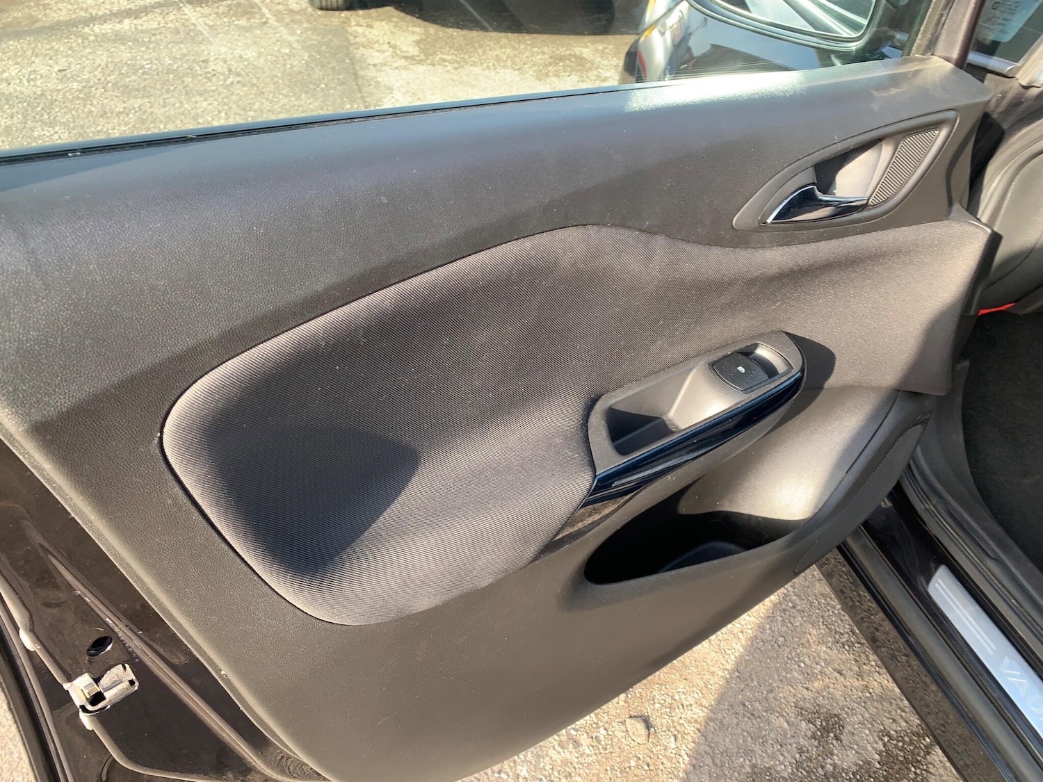 Used Vauxhall Corsa 2015 for sale - 78047084: Photo 23