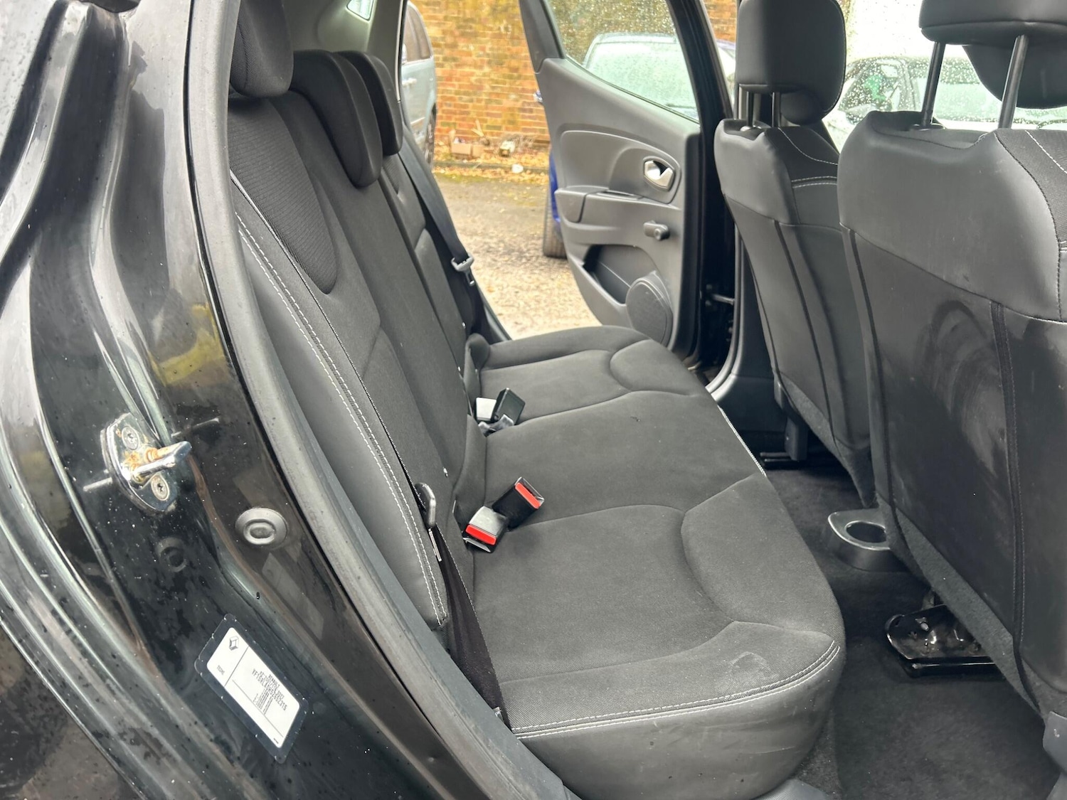 Used Renault Clio 2015 for sale - 78047700: Photo 11