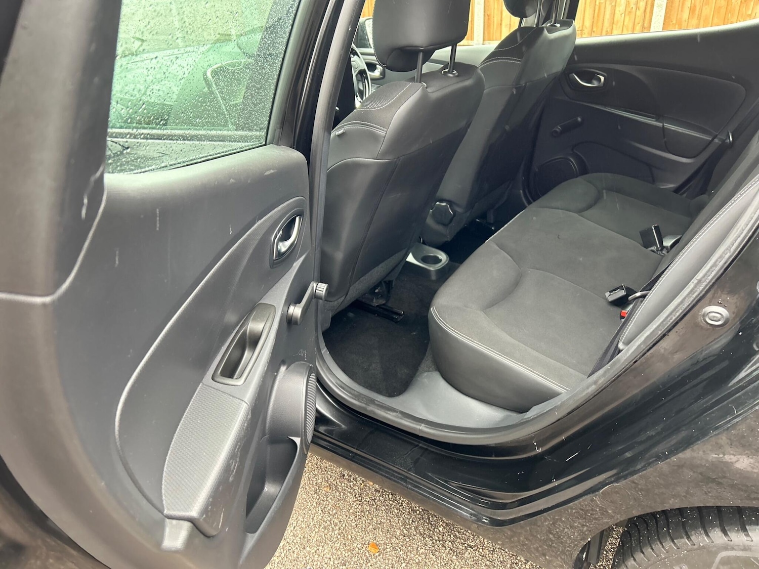 Used Renault Clio 2015 for sale - 78047700: Photo 12