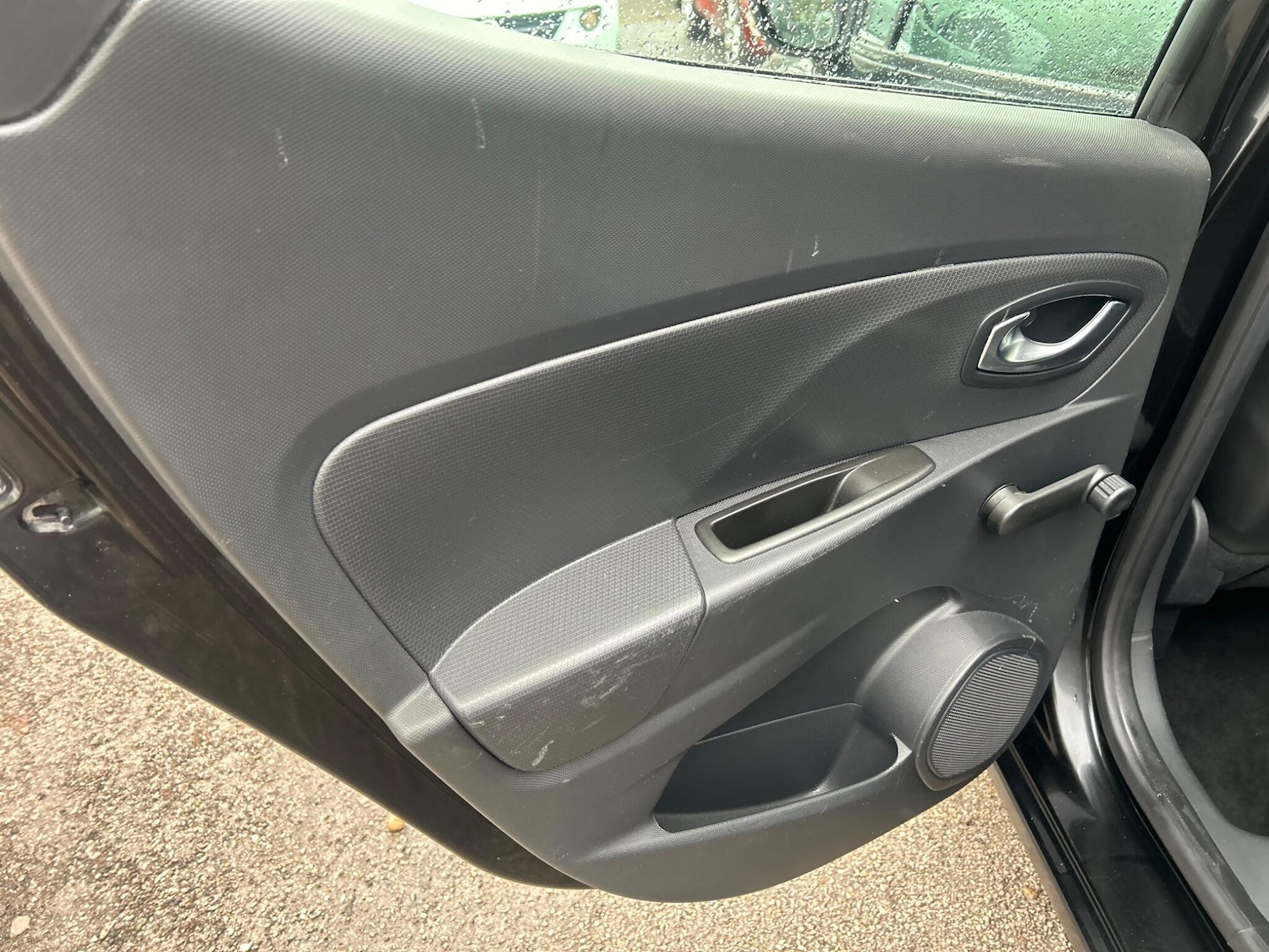 Used Renault Clio 2015 for sale - 78047700: Photo 15