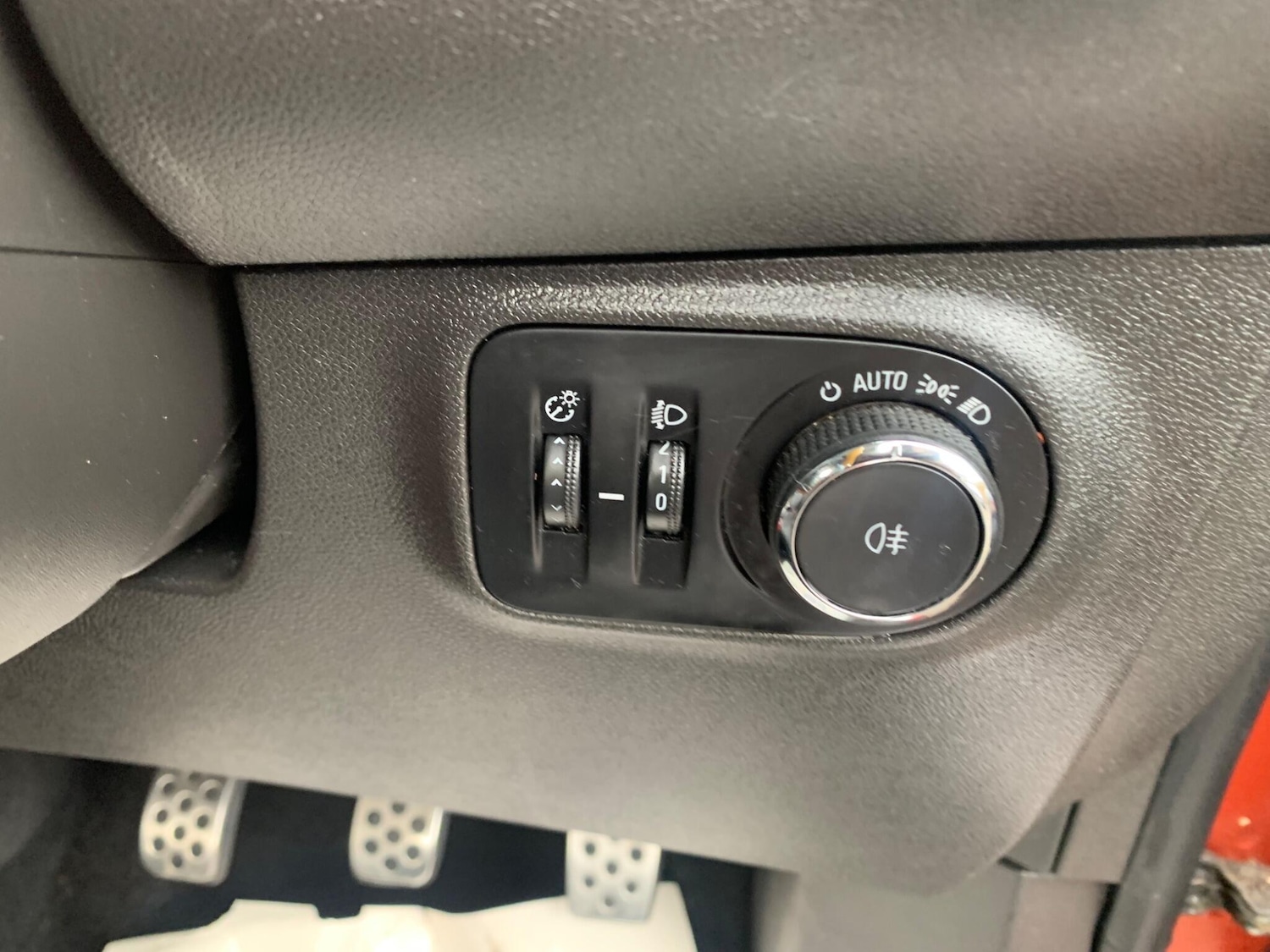 Used Vauxhall ADAM 2014 for sale - 78047120: Photo 24