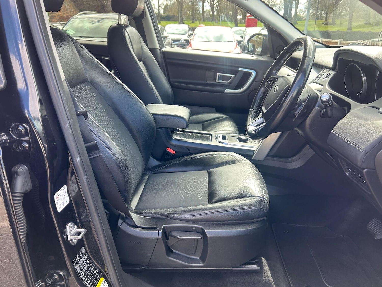 Used Land Rover Discovery Sport for sale - 78141565: Photo 11