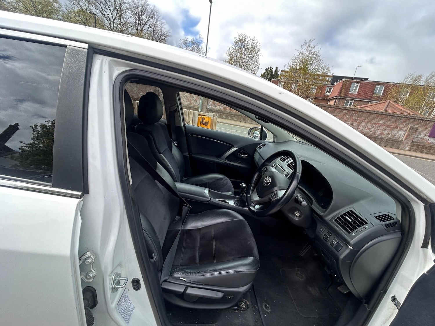 Used Toyota Avensis for sale - 78220186: Photo 10