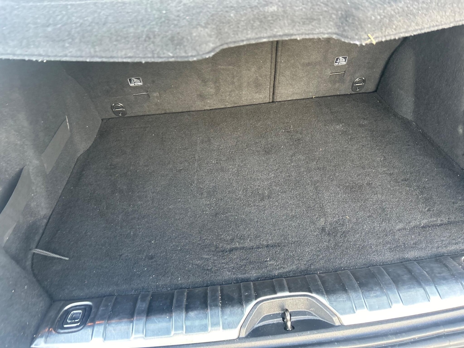 Used Peugeot 2008 2015 for sale - 78047954: Photo 20