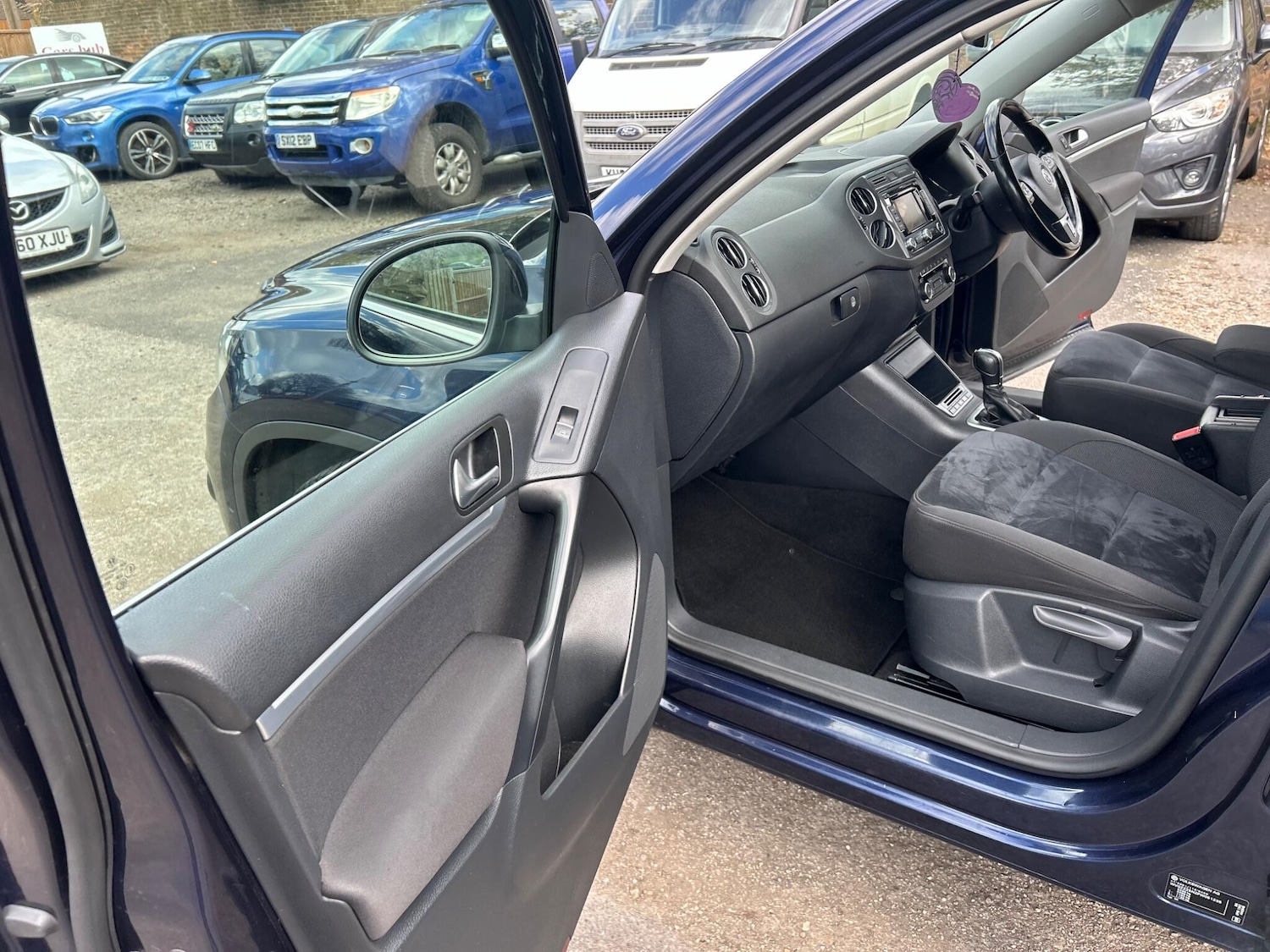 Used Volkswagen Tiguan 2014 for sale - 78058792: Photo 25