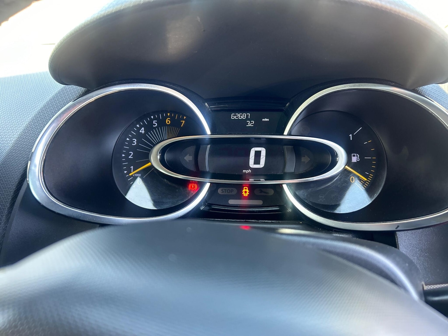 Used Renault Clio 2015 for sale - 78148178: Photo 24