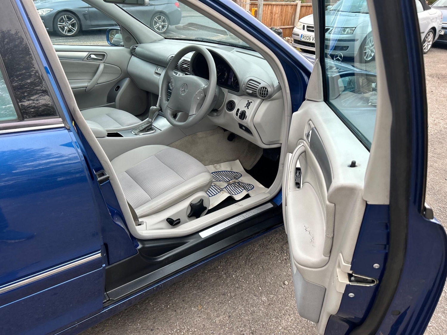 Used Mercedes-Benz C Class 2006 for sale - 78047546: Photo 11