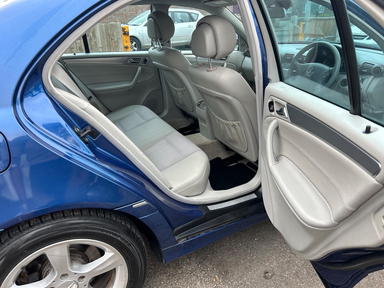 Used Mercedes-Benz C Class 2006 for sale - 78047546: Photo 14