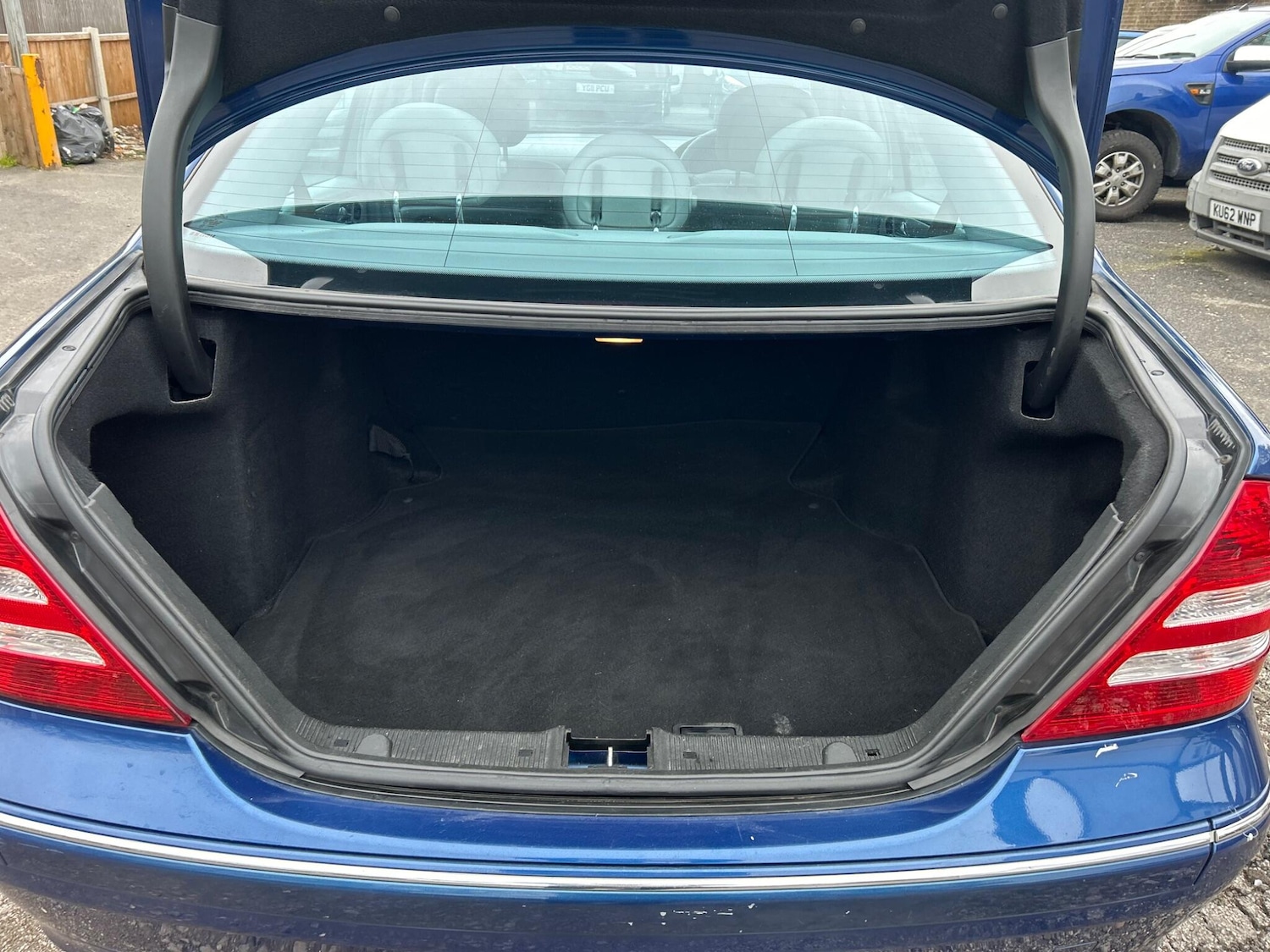 Used Mercedes-Benz C Class 2006 for sale - 78047546: Photo 9