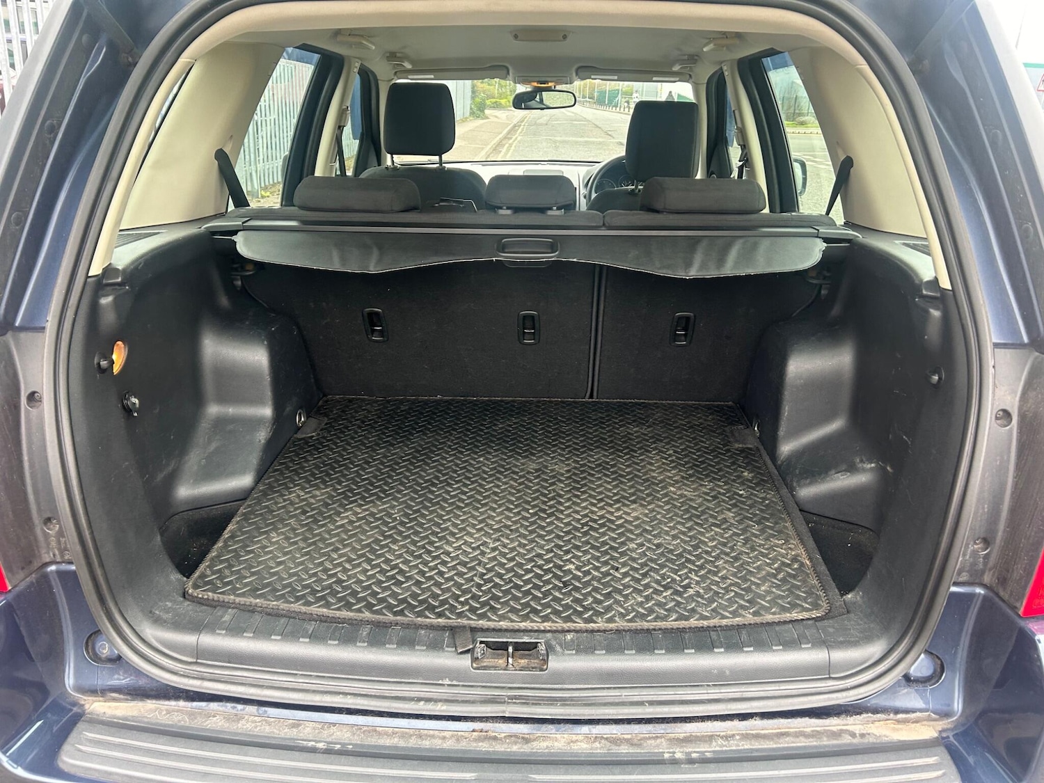 Used Land Rover Freelander 2010 for sale - 78100545: Photo 19