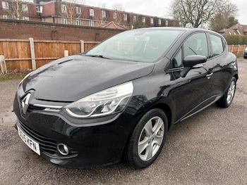 Used Renault Clio 2015 for sale - 78752242: Photo
