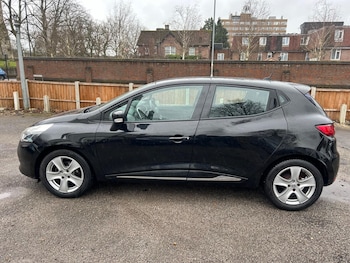 Used Renault Clio 2015 for sale - 78752242: Photo