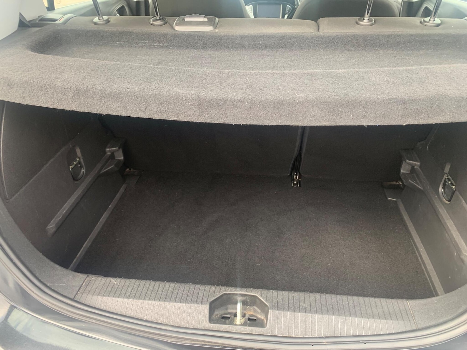 Used Vauxhall Corsa 2015 for sale - 78047840: Photo 17