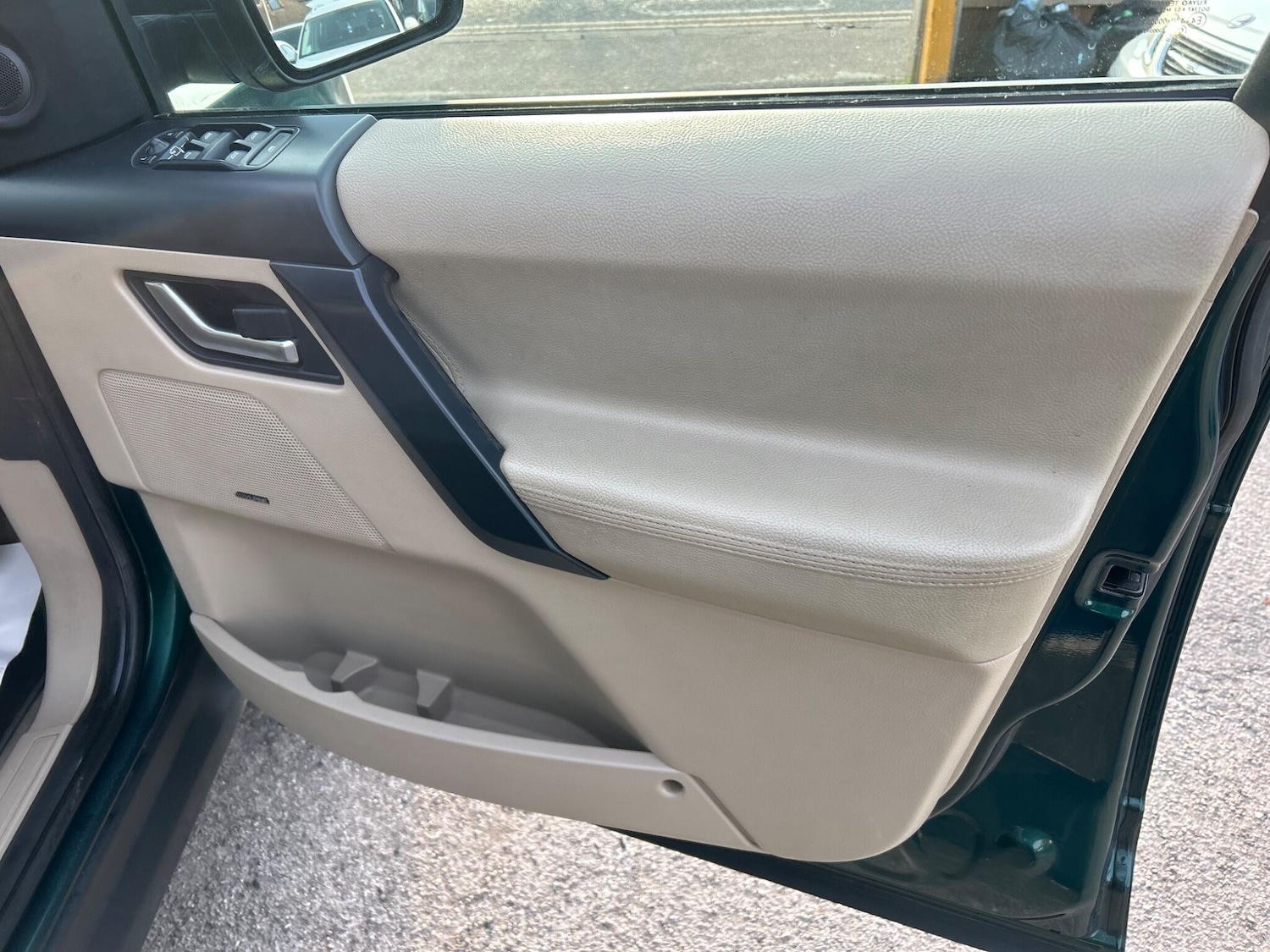 Used Land Rover Freelander 2011 for sale - 78046905: Photo 12