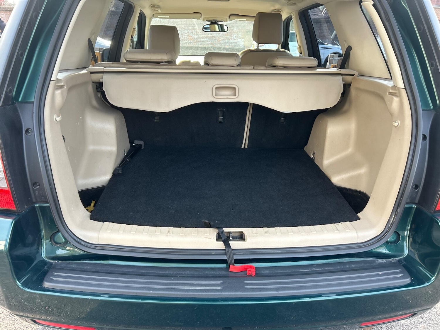 Used Land Rover Freelander 2011 for sale - 78046905: Photo 16