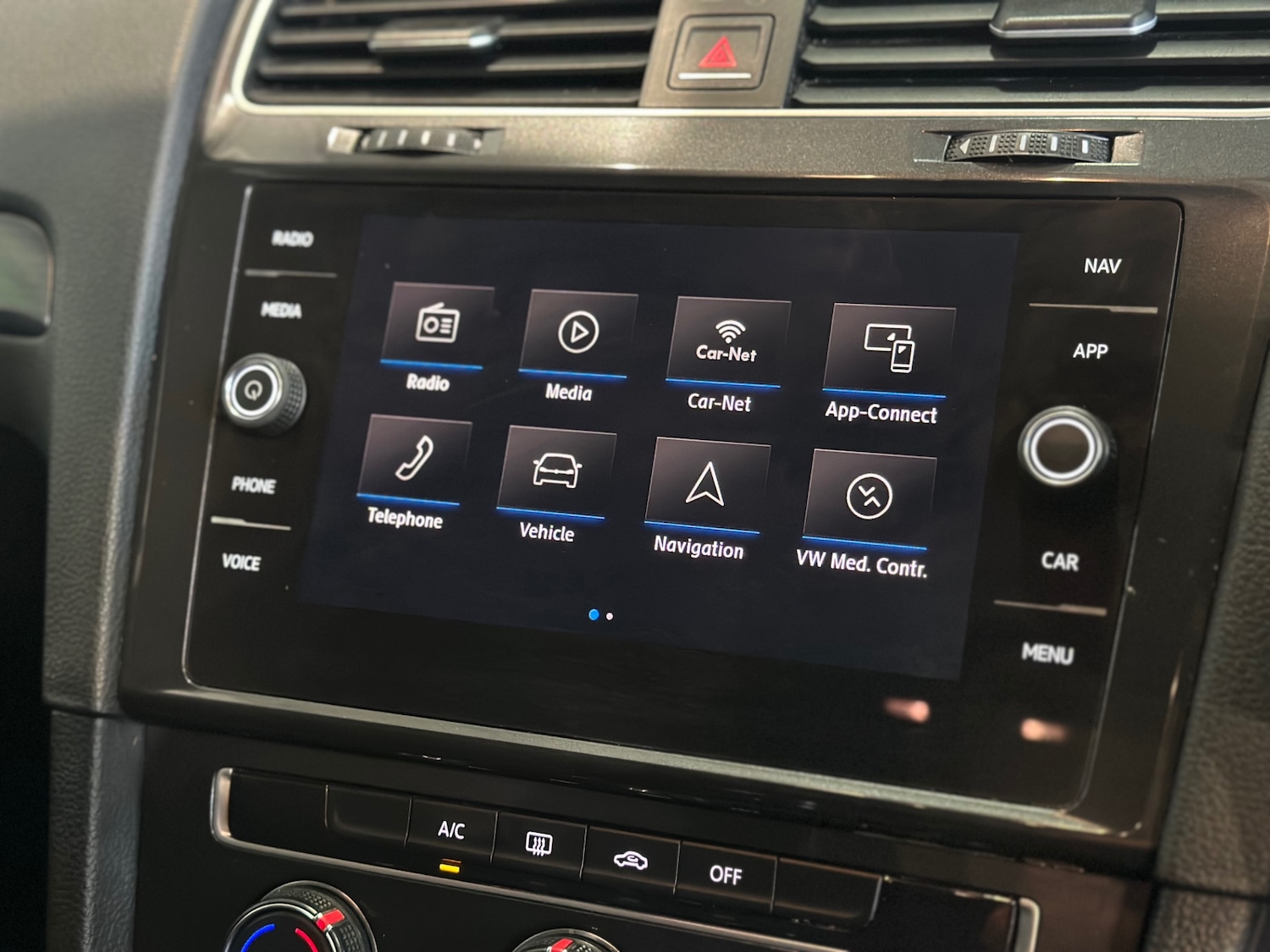 Used Volkswagen Golf 2017 for sale - 77208718: Photo 12