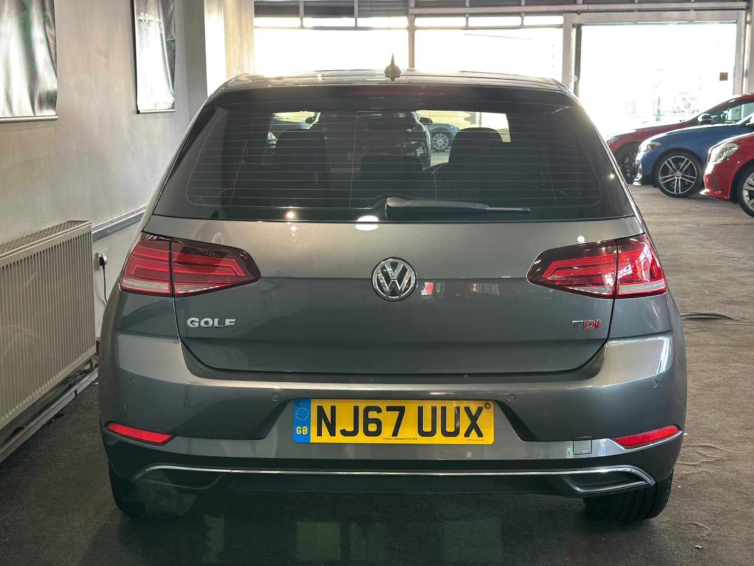 Used Volkswagen Golf 2017 for sale - 77208718: Photo 5