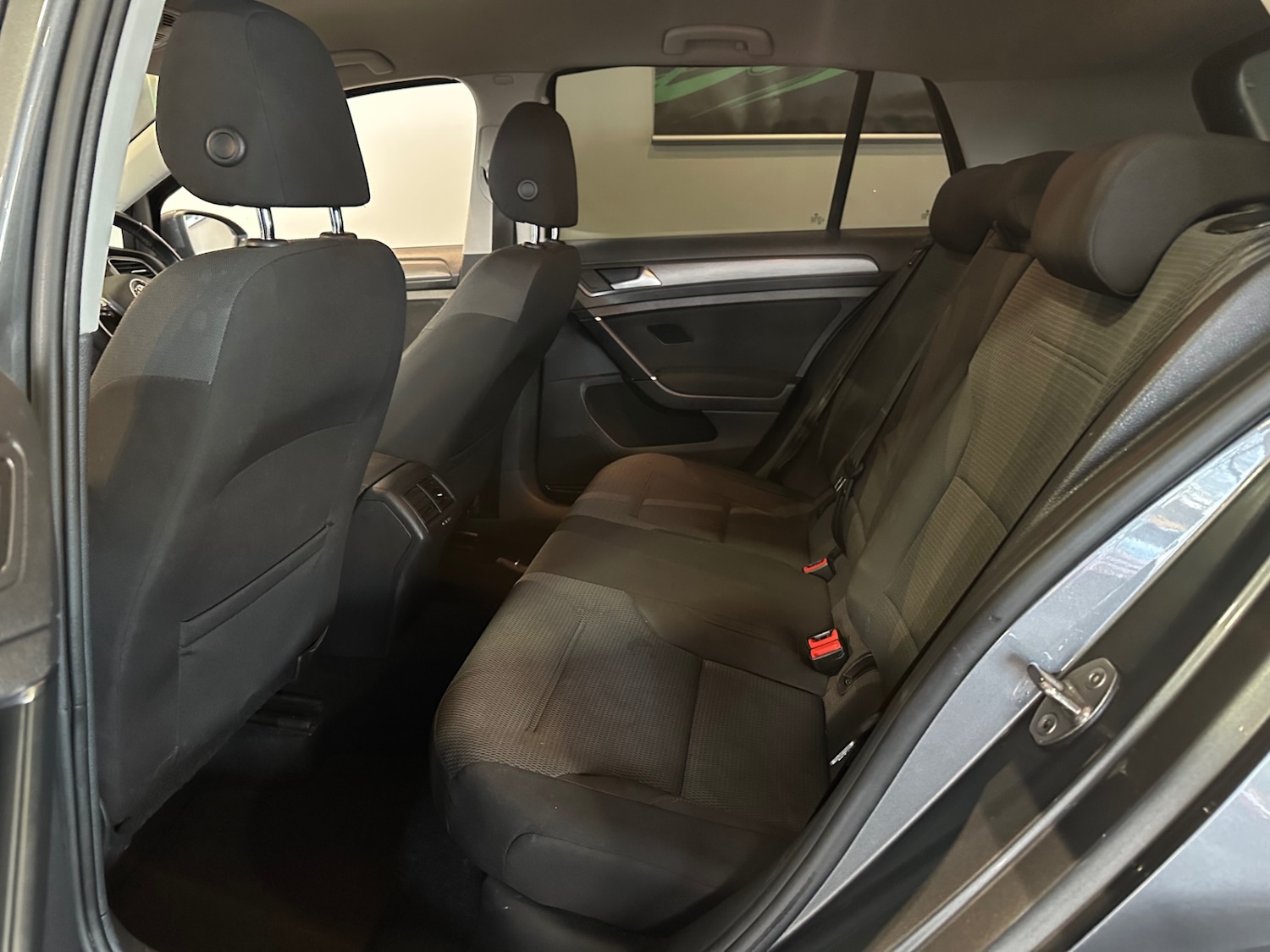 Used Volkswagen Golf 2017 for sale - 77208718: Photo 9