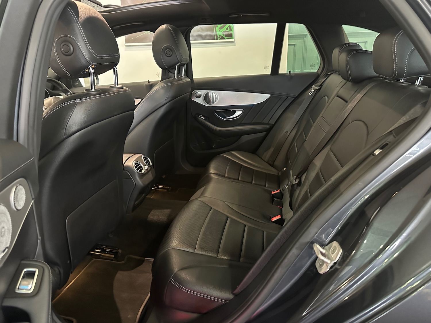 Used Mercedes-Benz C Class 2015 for sale - 77618318: Photo 14