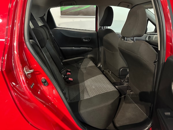 Used Toyota Yaris 2014 for sale - 76256983: Photo 11