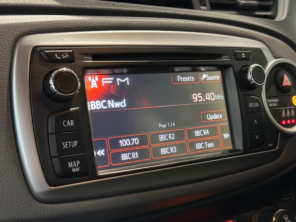 Used Toyota Yaris 2014 for sale - 76256983: Photo 14