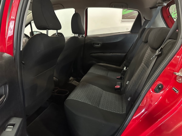 Used Toyota Yaris 2014 for sale - 76256983: Photo 9