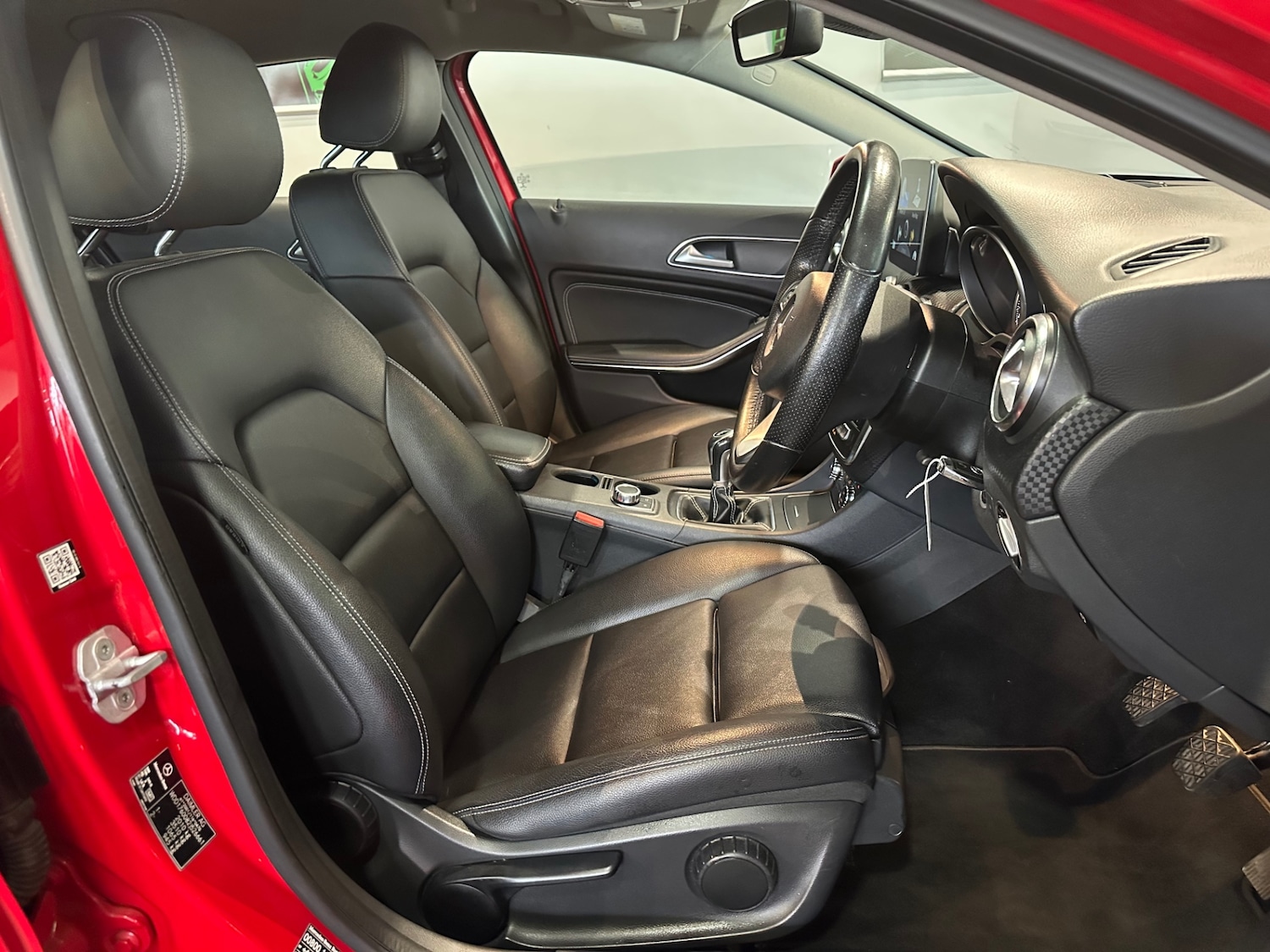 Used Mercedes-Benz A-Class 2016 for sale - 76946327: Photo 10