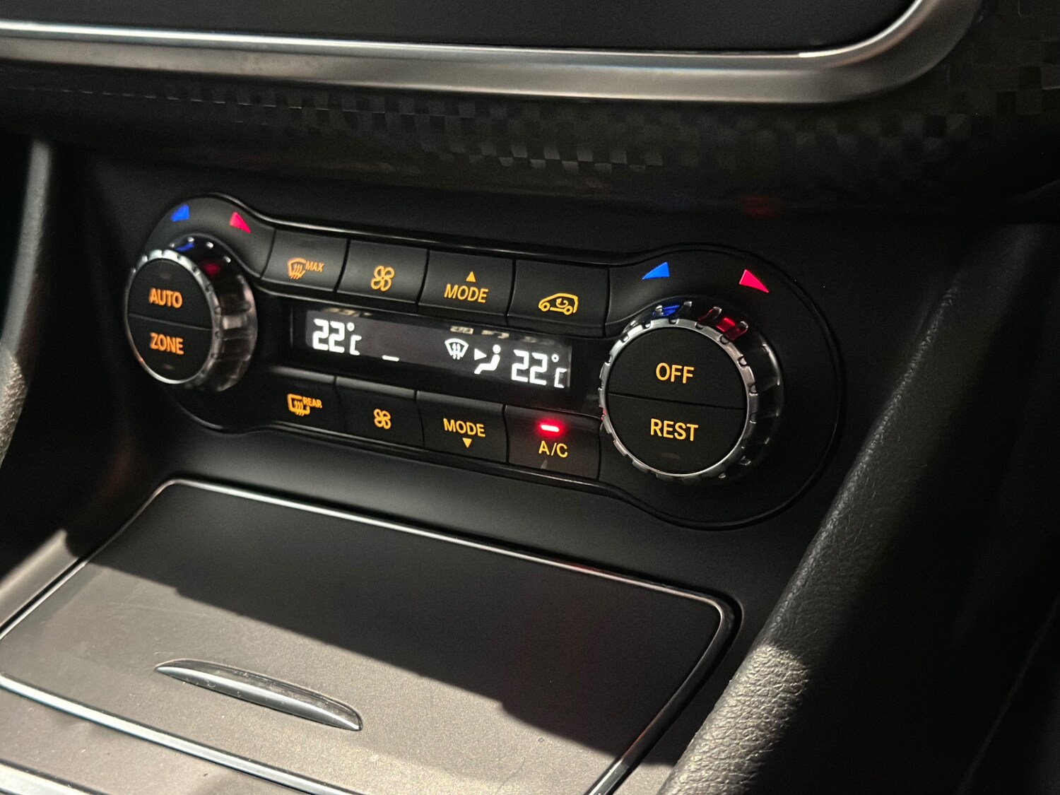 Used Mercedes-Benz A-Class 2016 for sale - 76946327: Photo 17