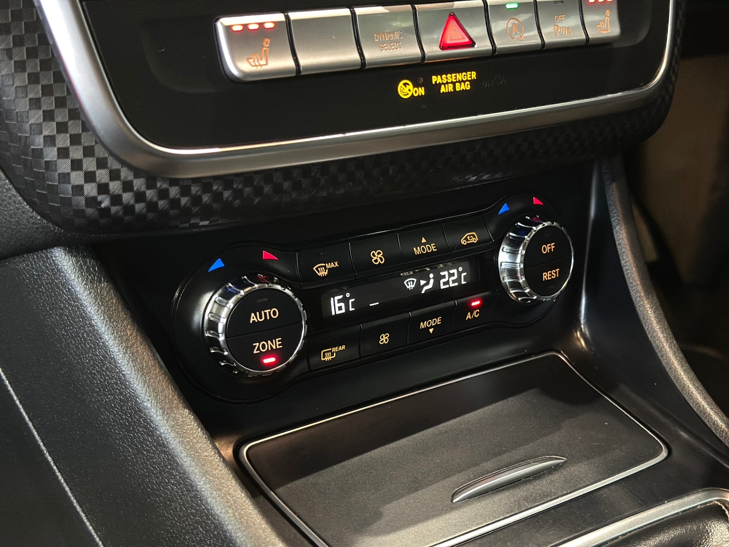 Used Mercedes-Benz A-Class 2016 for sale - 76946327: Photo 21