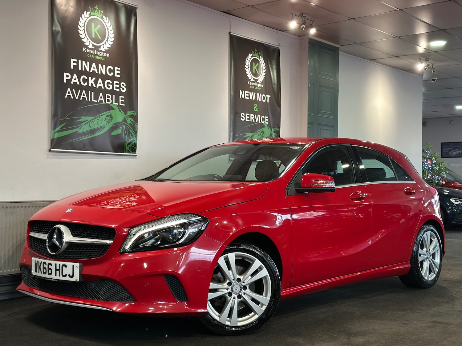 Used Mercedes-Benz A-Class 2016 for sale - 76946327: Photo 4
