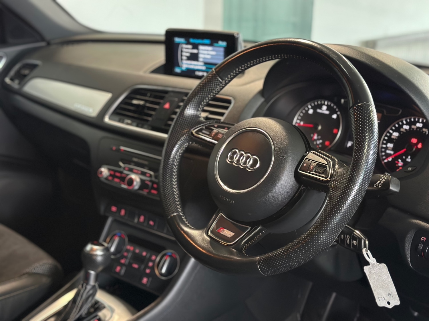 Used Audi Q3 2016 for sale - 77813512: Photo 11