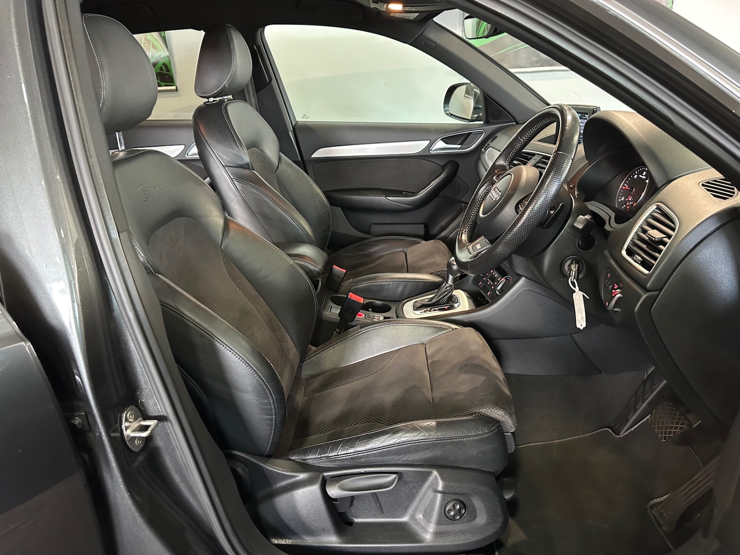 Used Audi Q3 2016 for sale - 77813512: Photo 12