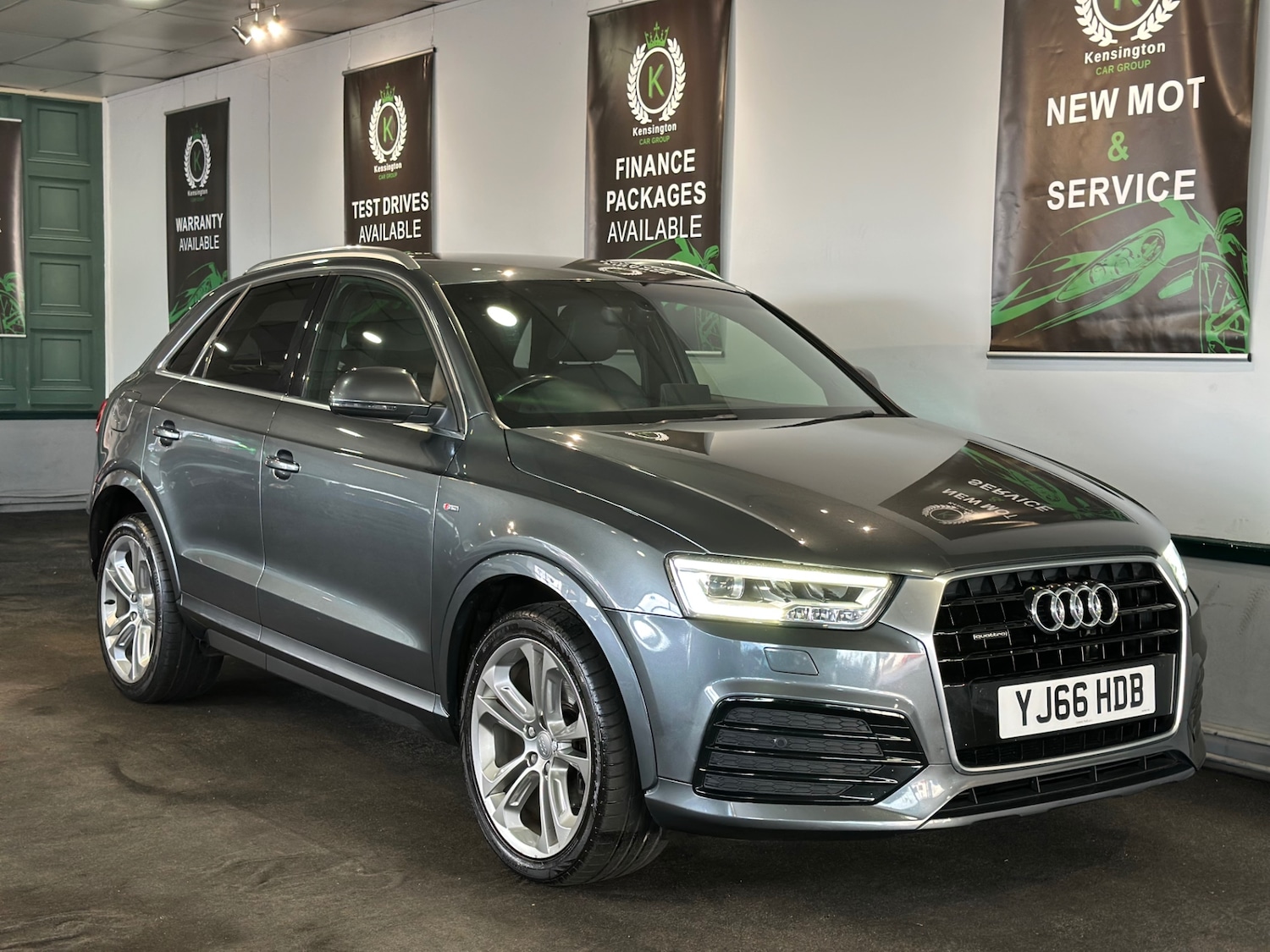 Used Audi Q3 2016 for sale - 77813512: Photo 2