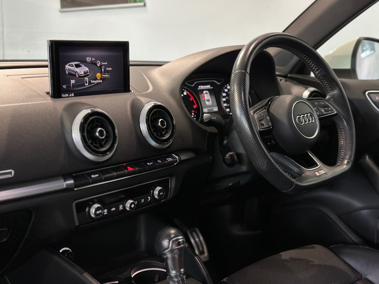 Used Audi A3 2018 for sale - 76355028: Photo 12