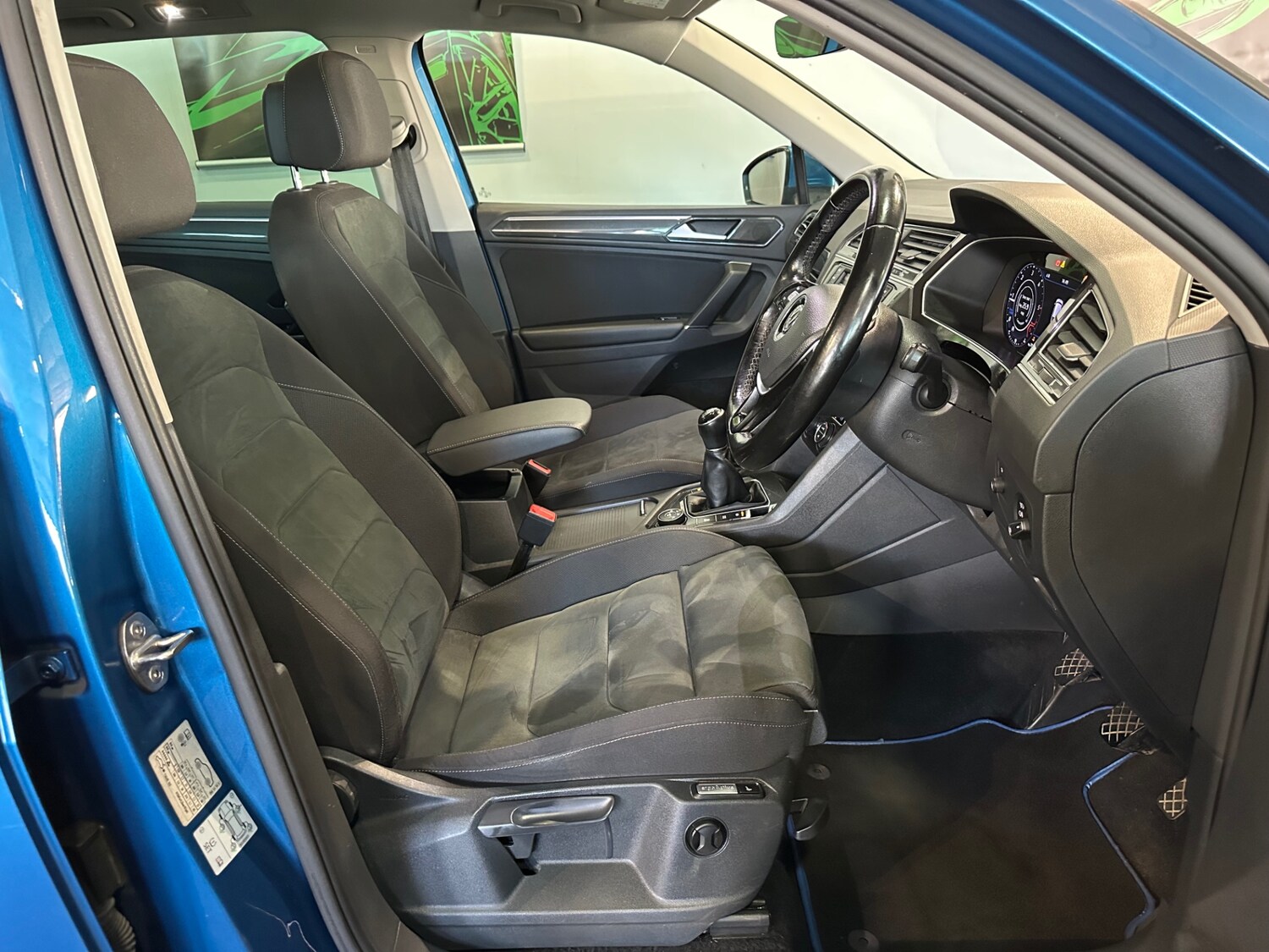 Used Volkswagen Tiguan 2016 for sale - 77818026: Photo 11