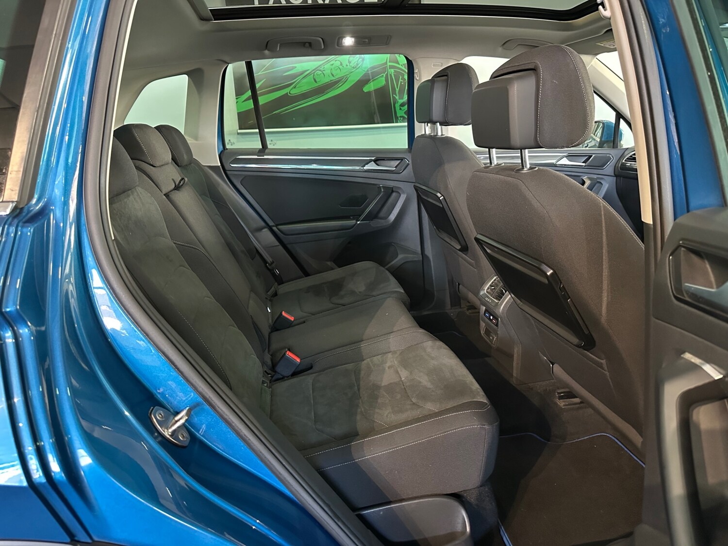 Used Volkswagen Tiguan 2016 for sale - 77818026: Photo 12