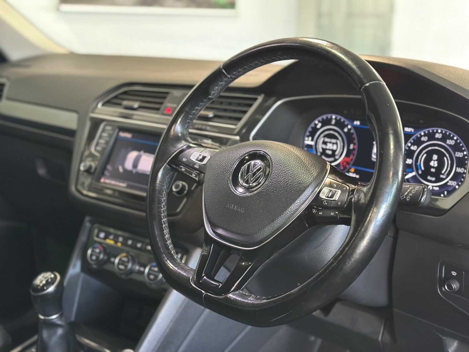 Used Volkswagen Tiguan 2016 for sale - 77818026: Photo 13