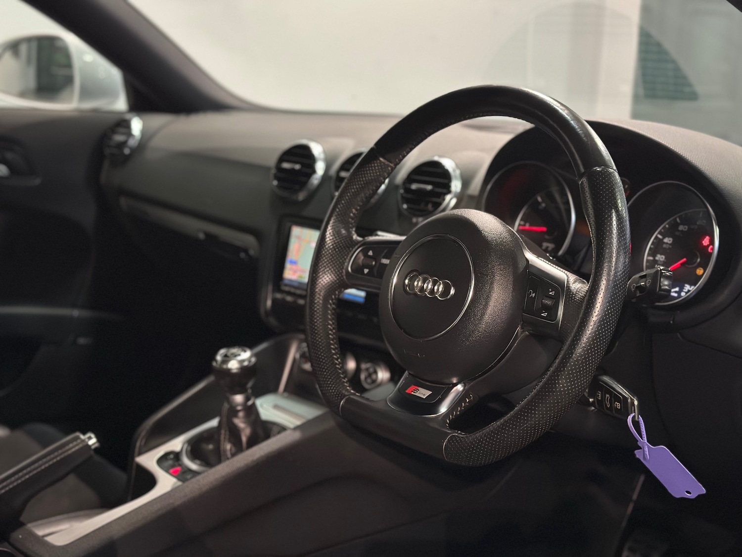 Used Audi TT 2012 for sale - 76987113: Photo 13