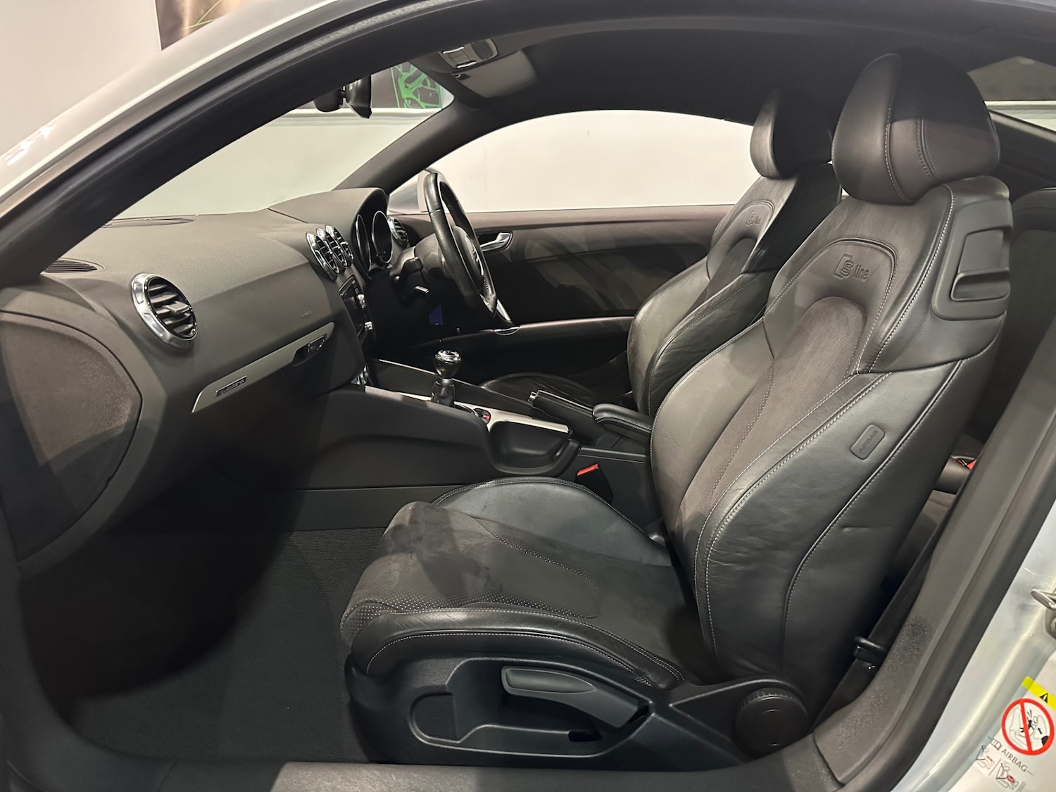 Used Audi TT 2012 for sale - 76987113: Photo 15