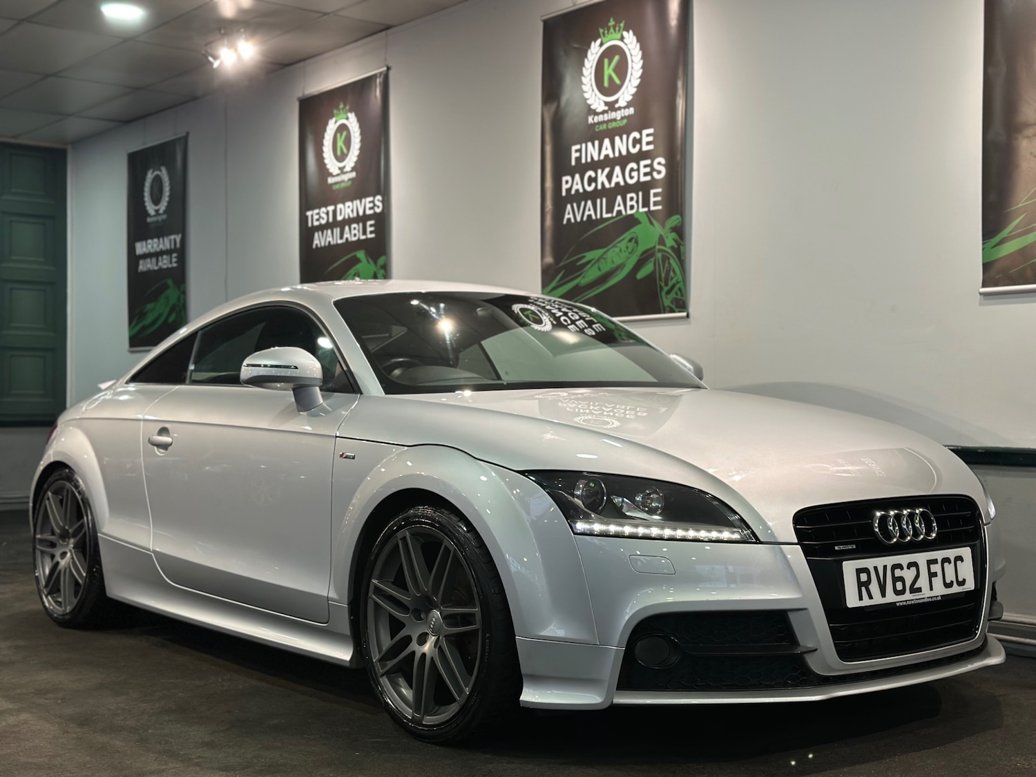 Used Audi TT 2012 for sale - 76987113: Photo 3
