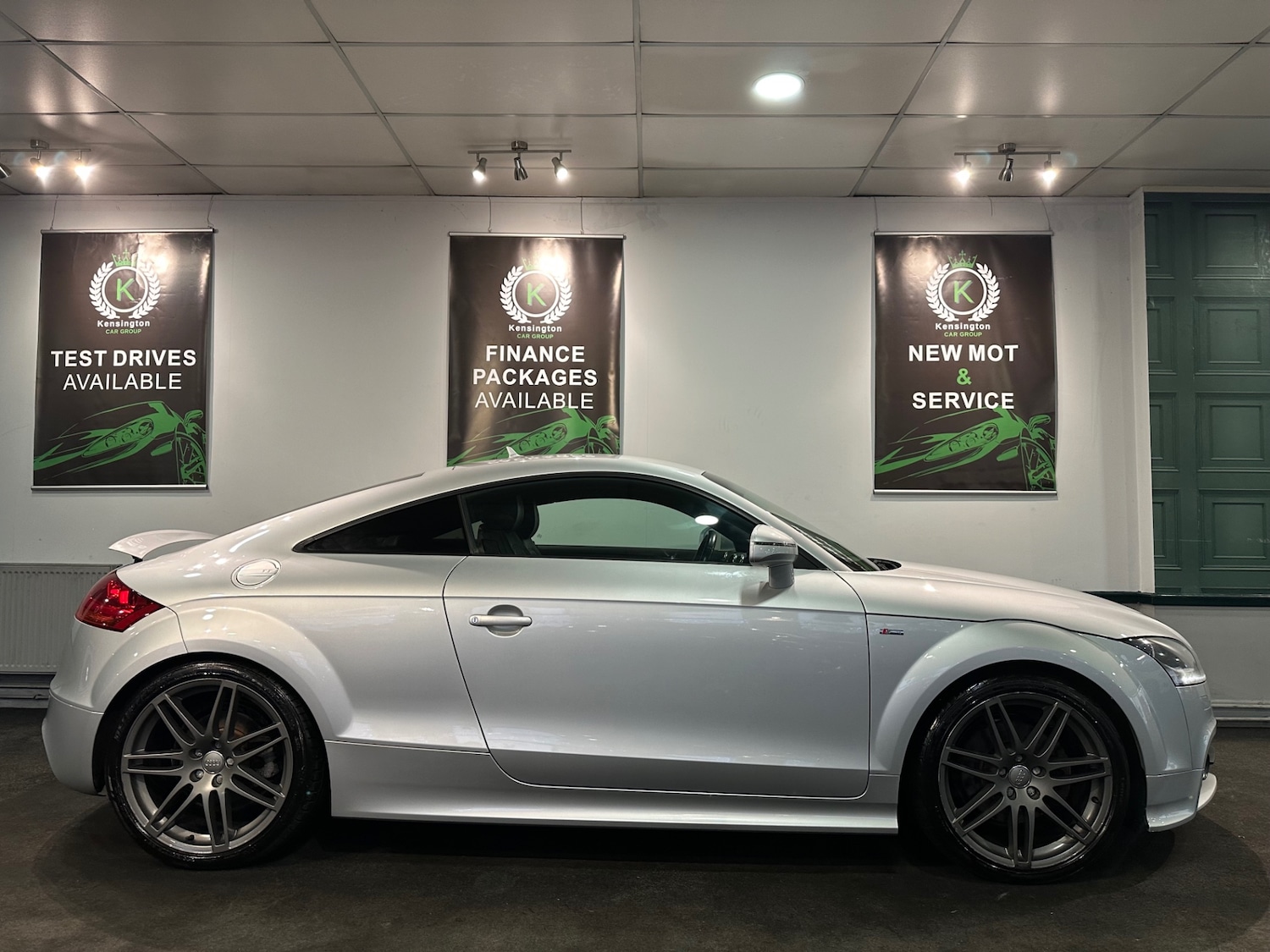 Used Audi TT 2012 for sale - 76987113: Photo 9