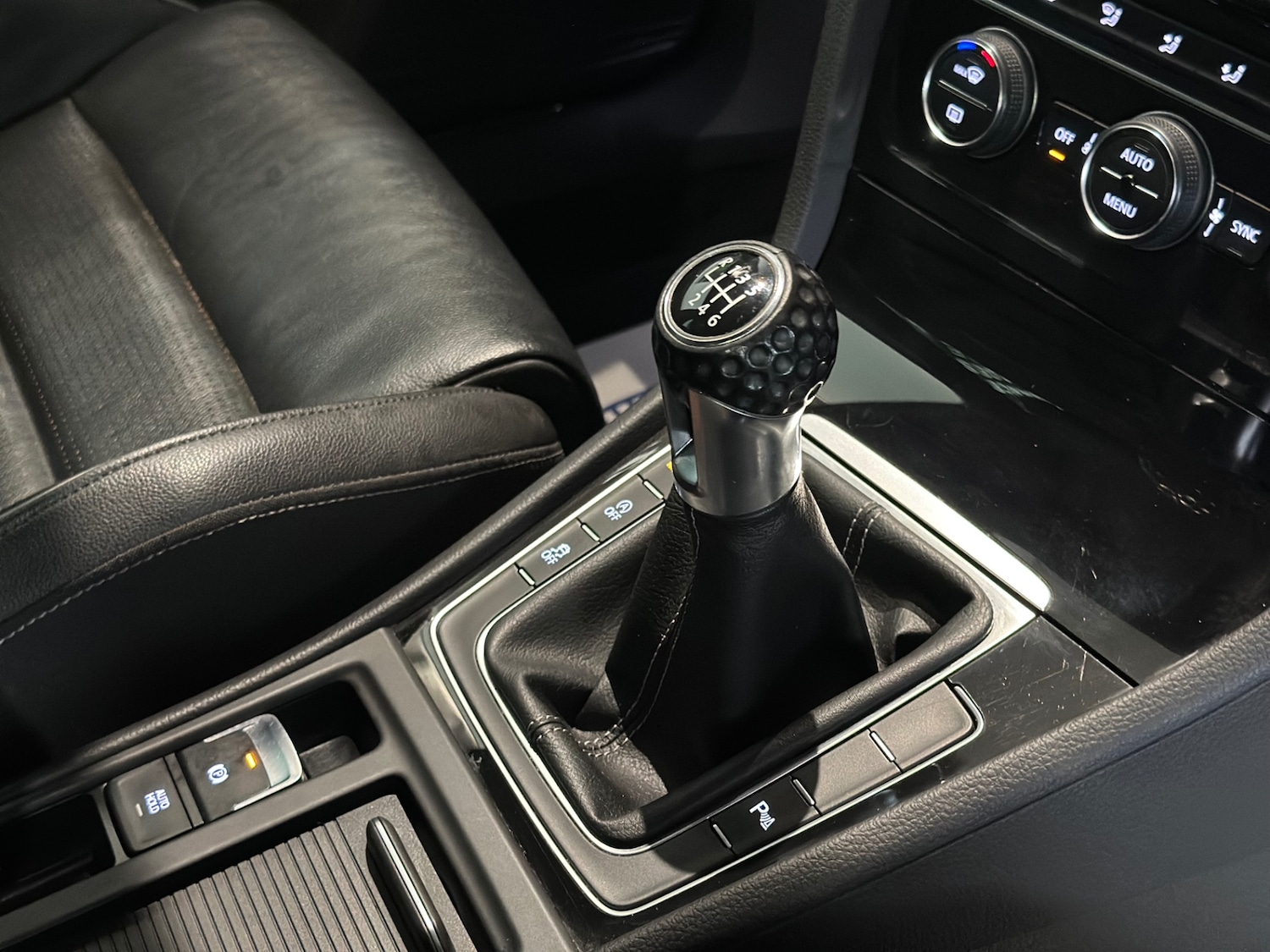 Used Volkswagen Golf 2018 for sale - 77616430: Photo 16