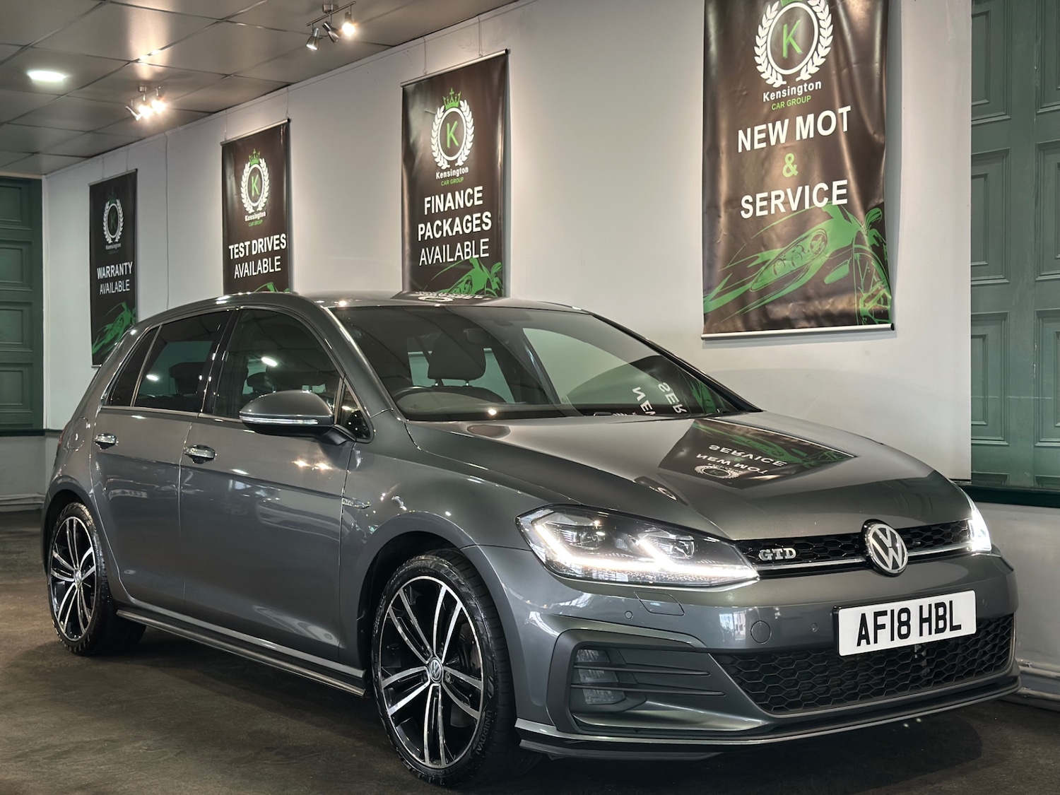 Used Volkswagen Golf 2018 for sale - 77616430: Photo 2