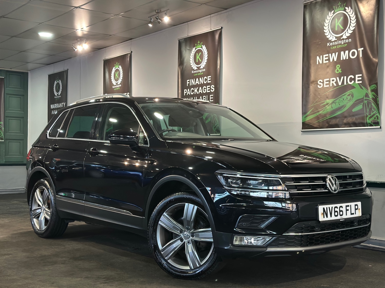 Used Volkswagen Tiguan 2016 for sale - 76960350: Photo 1
