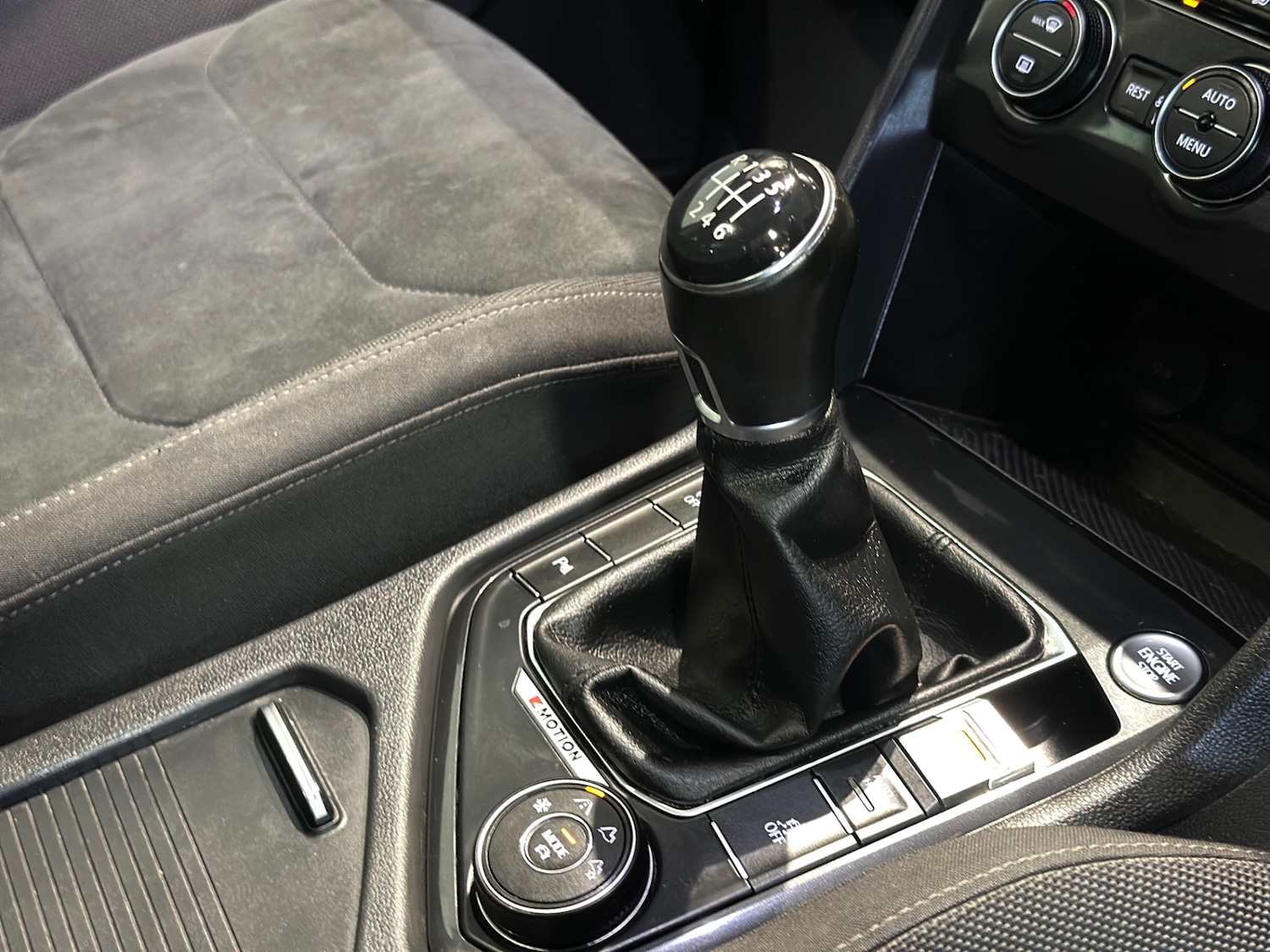 Used Volkswagen Tiguan 2016 for sale - 76960350: Photo 14